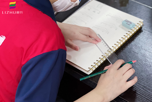 南寧化妝課堂：標(biāo)準(zhǔn)眉怎么畫(huà)？