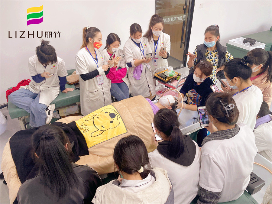 南寧養(yǎng)生頭療洗護(hù)課程 ，麗竹學(xué)校美容專業(yè)內(nèi)容