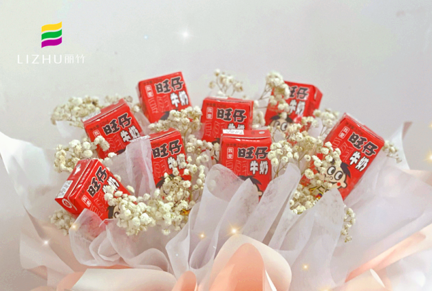 網(wǎng)紅大零食花束，南寧婚慶花藝培訓(xùn)學(xué)校作品