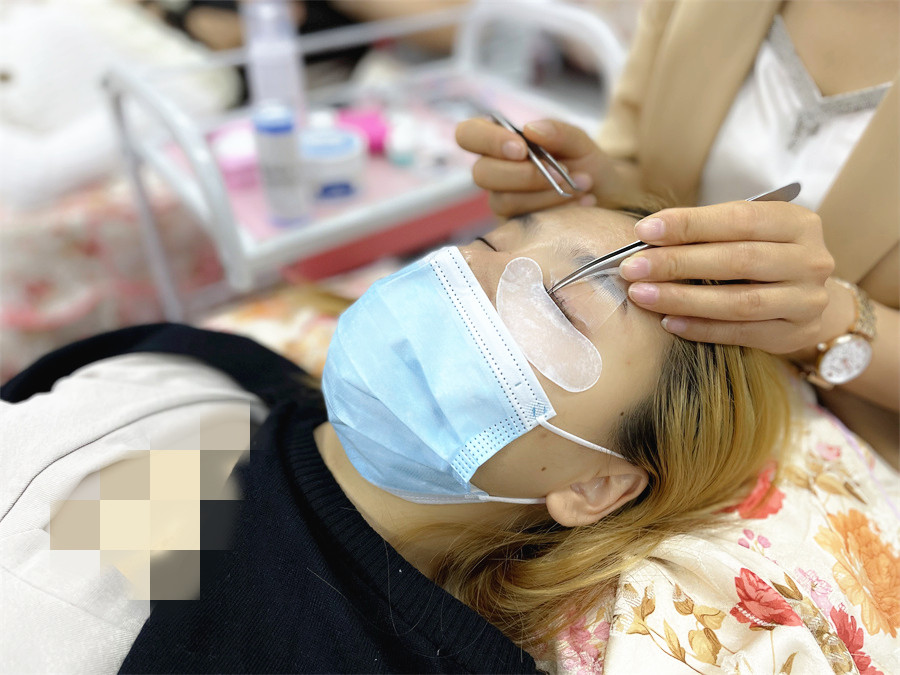 南寧美睫嫁接睫毛培訓(xùn)：嫁接睫毛是什么？