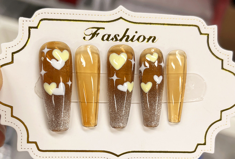 愛心美甲，廣西美甲學(xué)員課堂實(shí)操作品