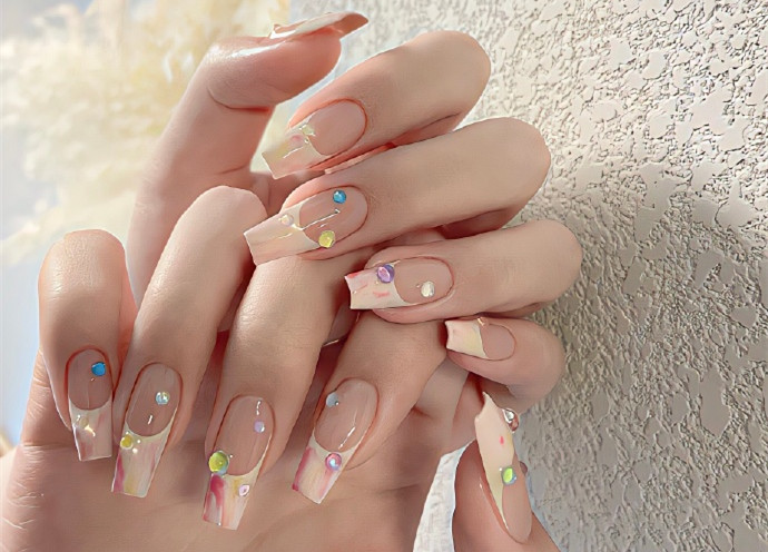 氛圍感美甲，南寧網(wǎng)紅美甲造型培訓(xùn)推薦