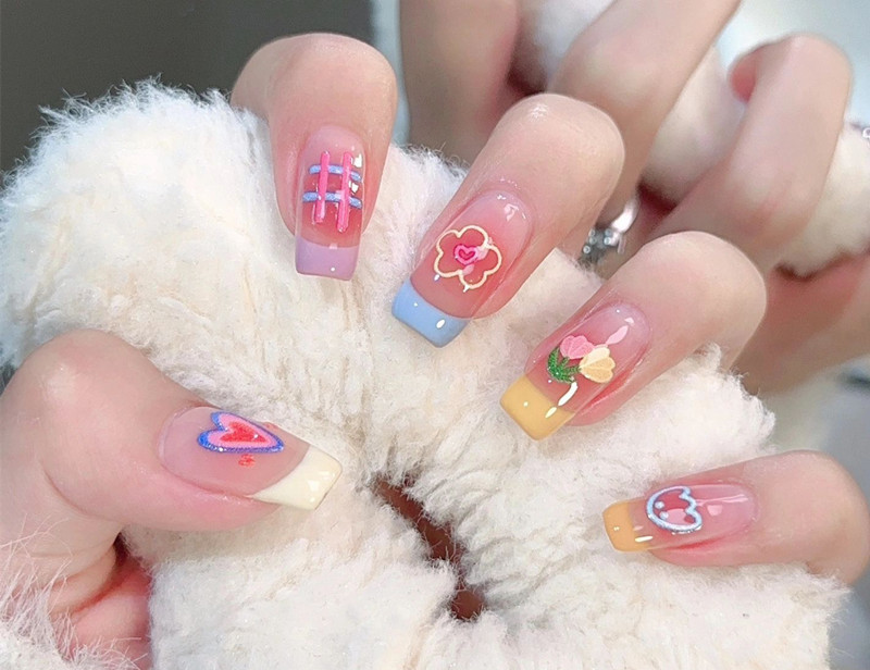 夏日氣質(zhì)少女美甲，南寧美甲培訓(xùn)