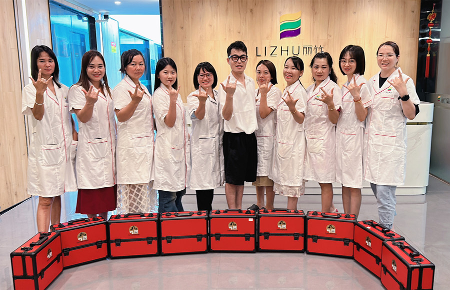 紋繡畢業(yè)感言：麗竹紋繡全能大師班，加油！