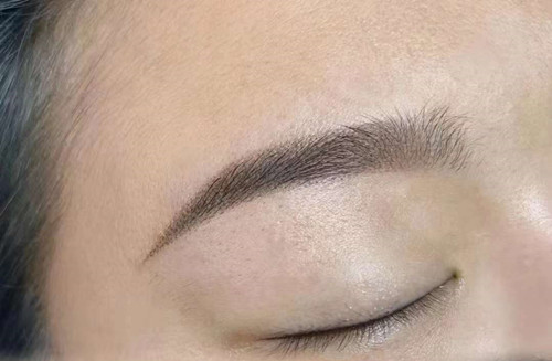 紋眉怎么選顏色？廣西南寧紋繡學(xué)校教你