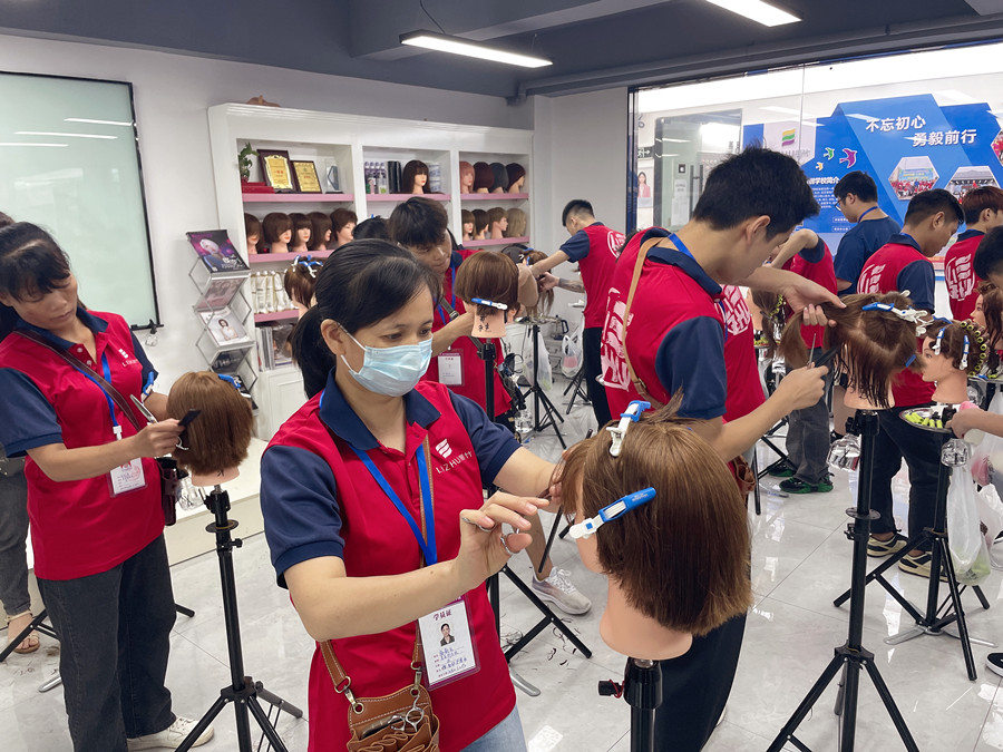 圓形堆積技巧，廣西剪發(fā)基礎培訓分享