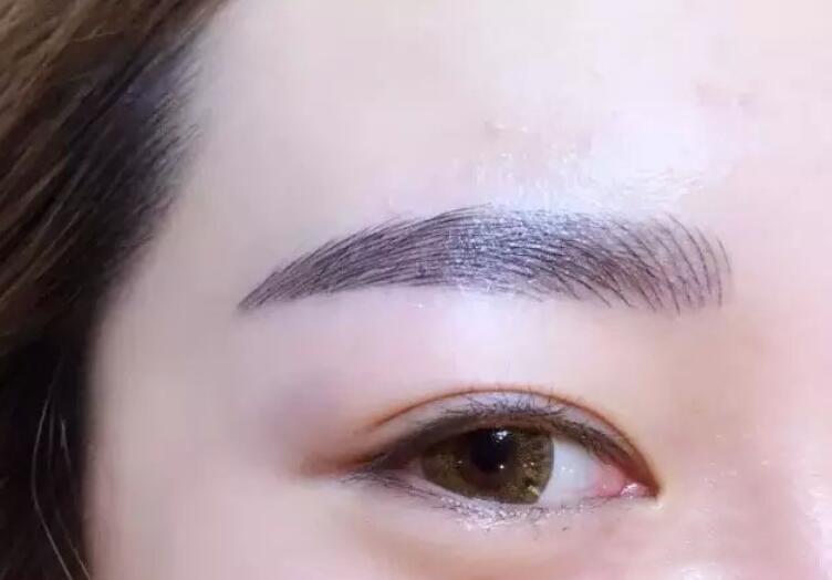 紋眉脫痂后沒(méi)顏色的原因，廣西紋繡師專(zhuān)業(yè)課程