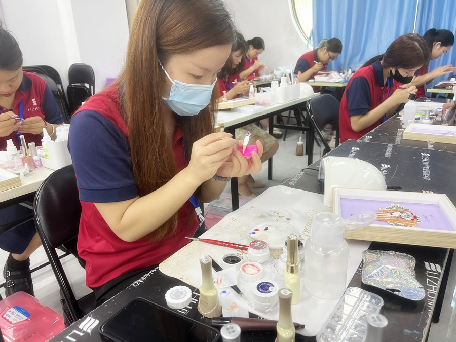 《絕版花旦》| 零基礎(chǔ)學(xué)美甲學(xué)員作品