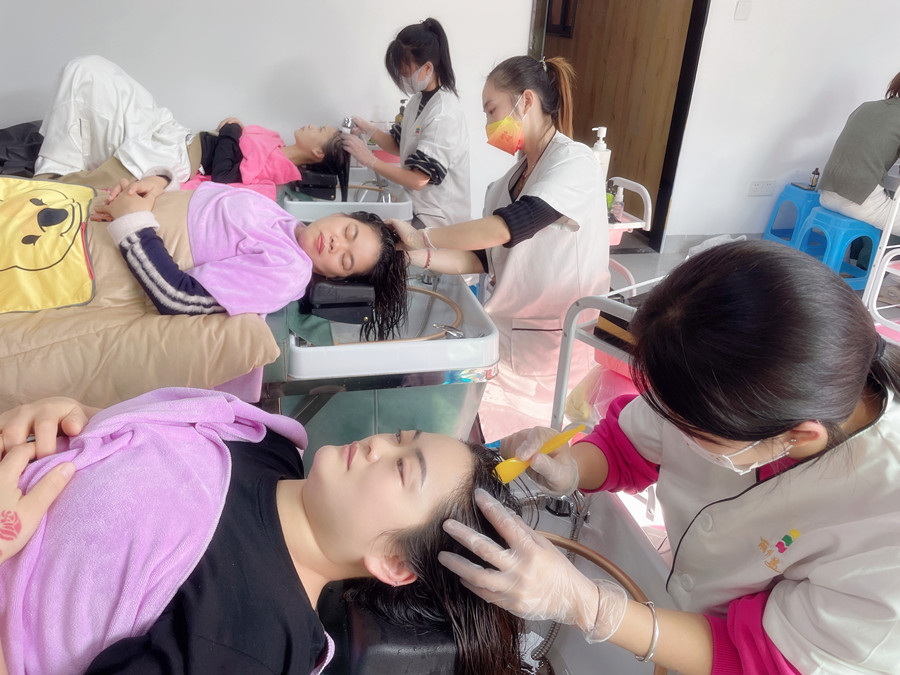 南寧頭療師：為什么越來(lái)越多人學(xué)頭療養(yǎng)發(fā)？