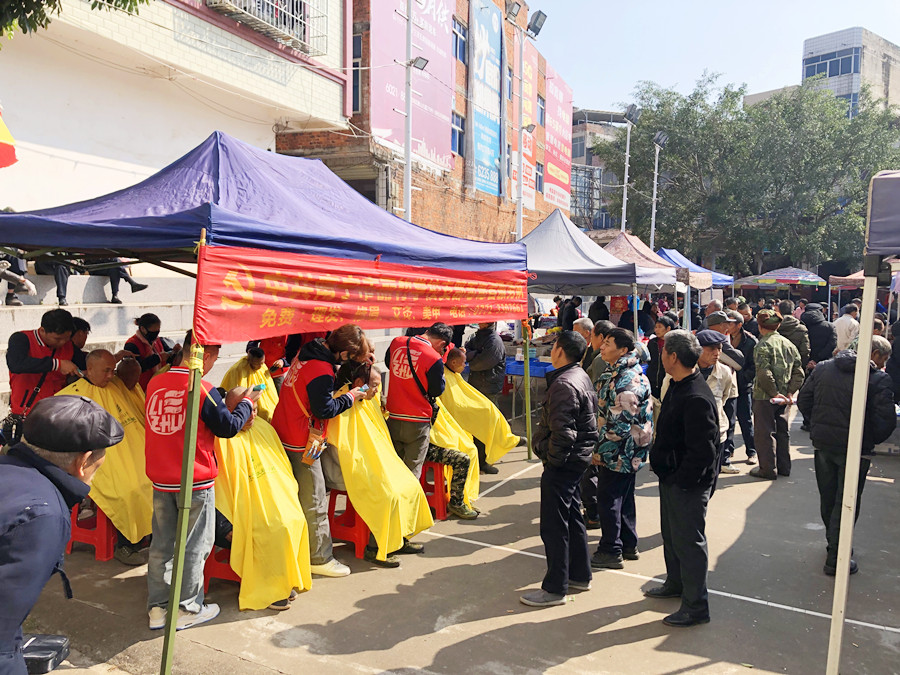 南寧美發(fā)教學(xué)外出 | 南寧美發(fā)社會實(shí)踐報(bào)告