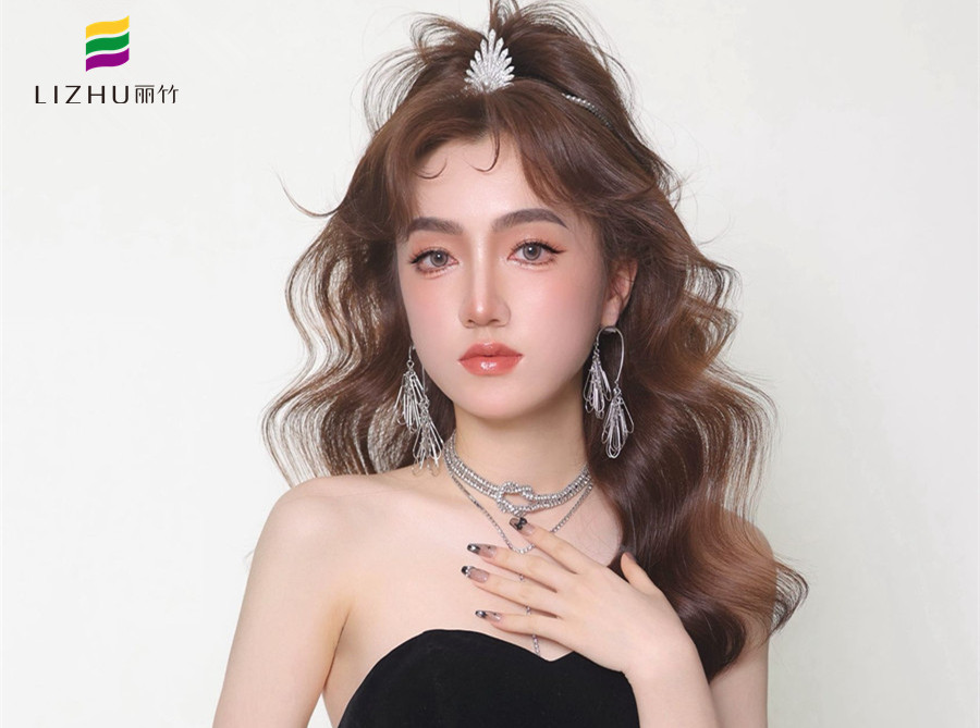 千金晚宴造型，南寧化妝彩妝造型學(xué)校作品