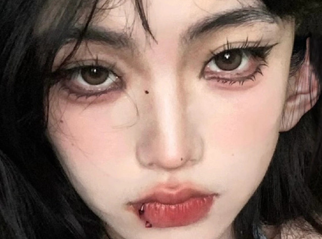 超A的亞裔混血辣妹眼妝教程，廣西網(wǎng)紅造型培訓(xùn)