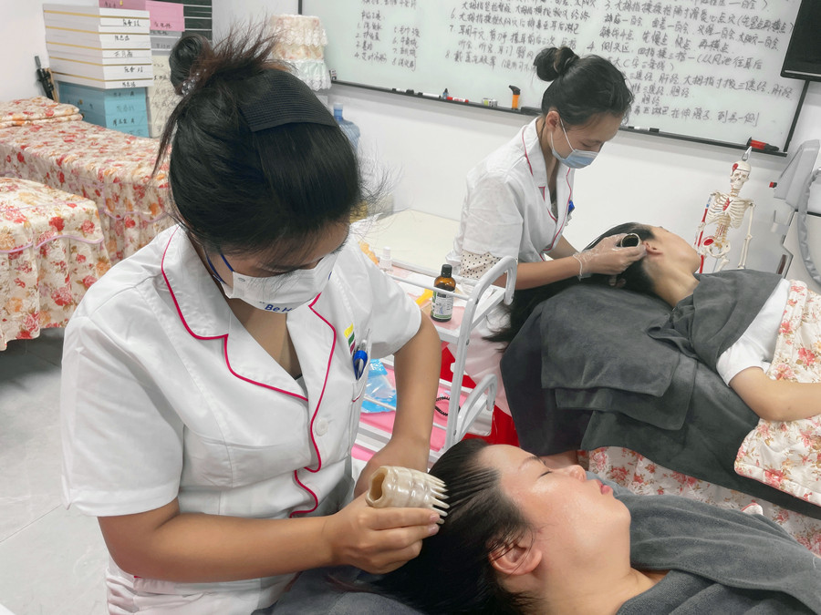 頭療養(yǎng)發(fā)基本流程，南寧頭皮養(yǎng)發(fā)護理班實操講解