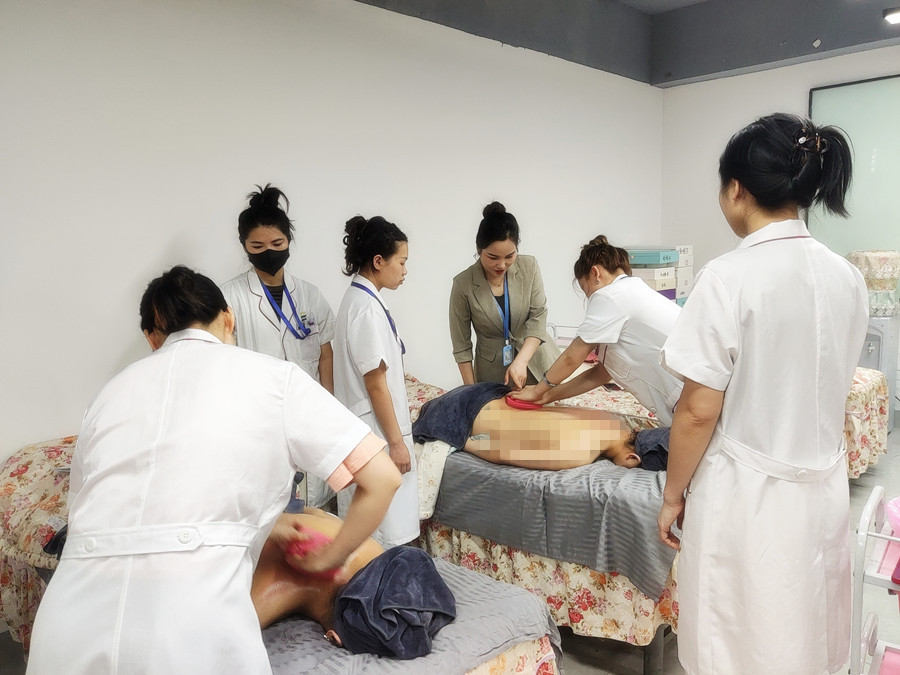 背部經(jīng)絡(luò)刷的作用，南寧學(xué)美容美體專業(yè)