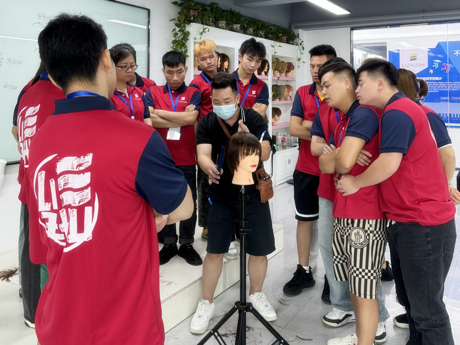 均等層次修剪，南寧美發(fā)基礎(chǔ)教案知識(shí)