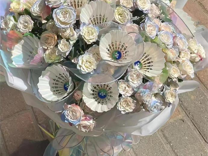 羽毛球花束，南寧鮮花花藝職業(yè)學(xué)校分享