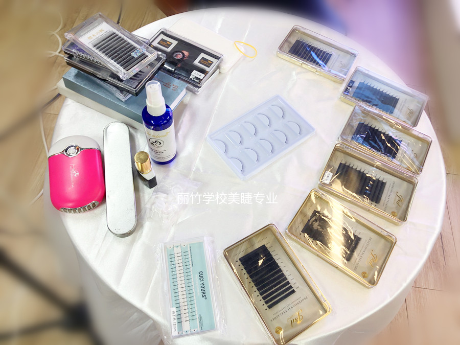 常用的睫毛種類介紹，南寧美睫學習