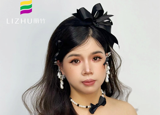 千金披發(fā)造型，學化妝美沒經(jīng)驗作品