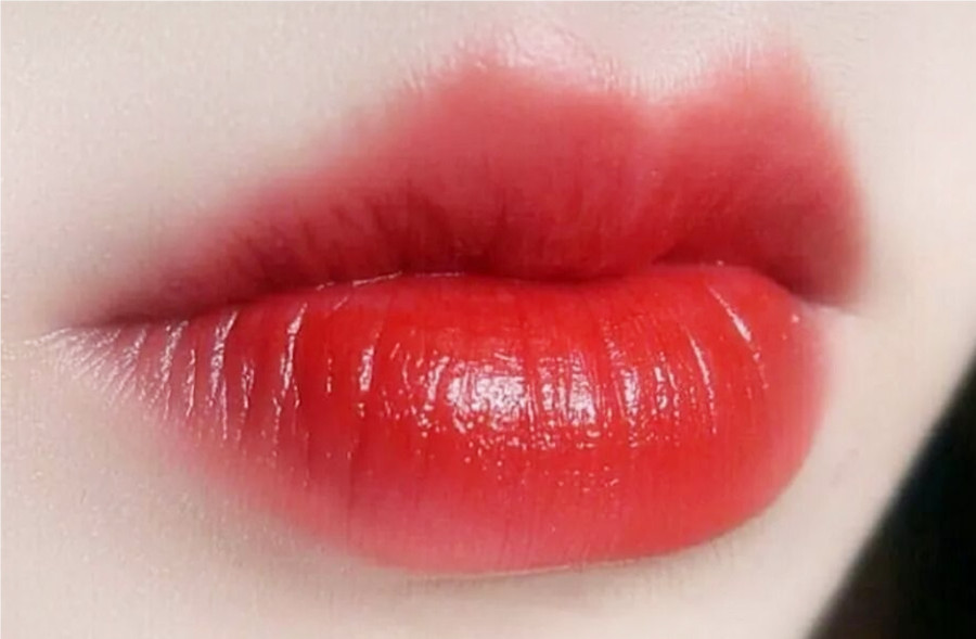 學(xué)紋繡沒(méi)經(jīng)驗(yàn)：漂唇的正確操作