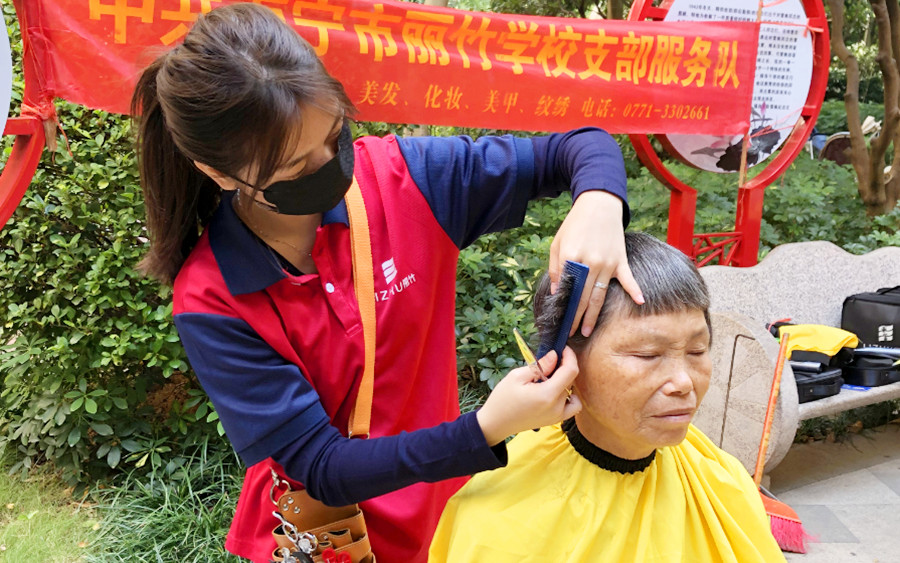 頭發(fā)的軟硬和什么有關(guān)？從零開始學美發(fā)廣西