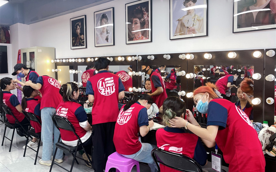 注意！南寧化妝技能比賽項(xiàng)目與評(píng)分要求