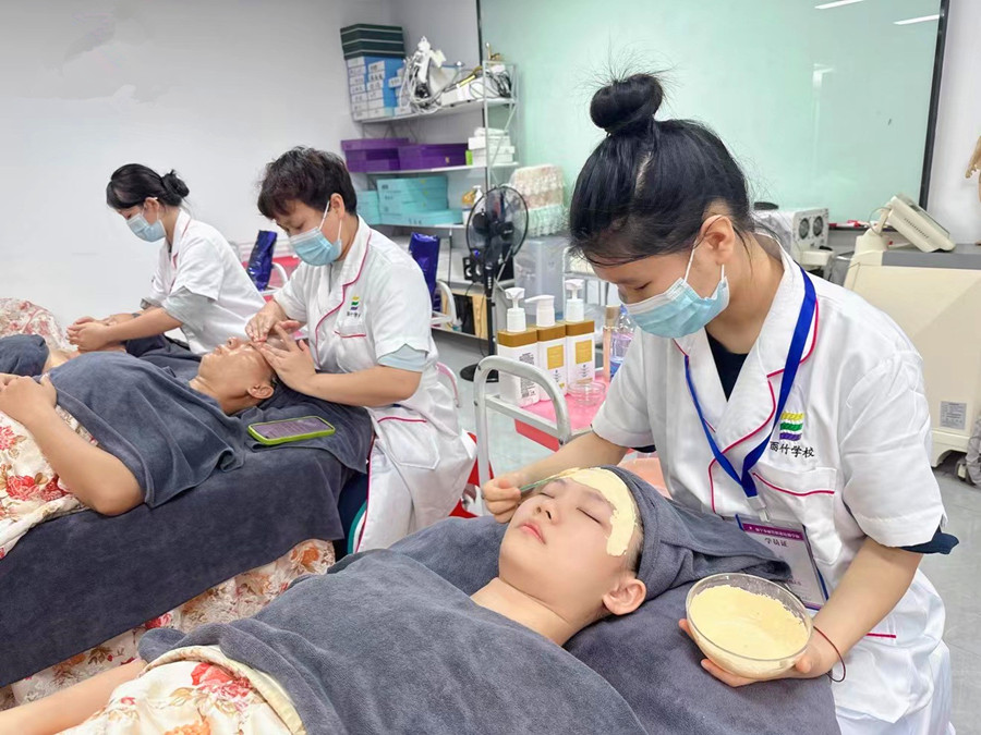 敷軟膜的原理，南寧美容皮膚管理培訓(xùn)