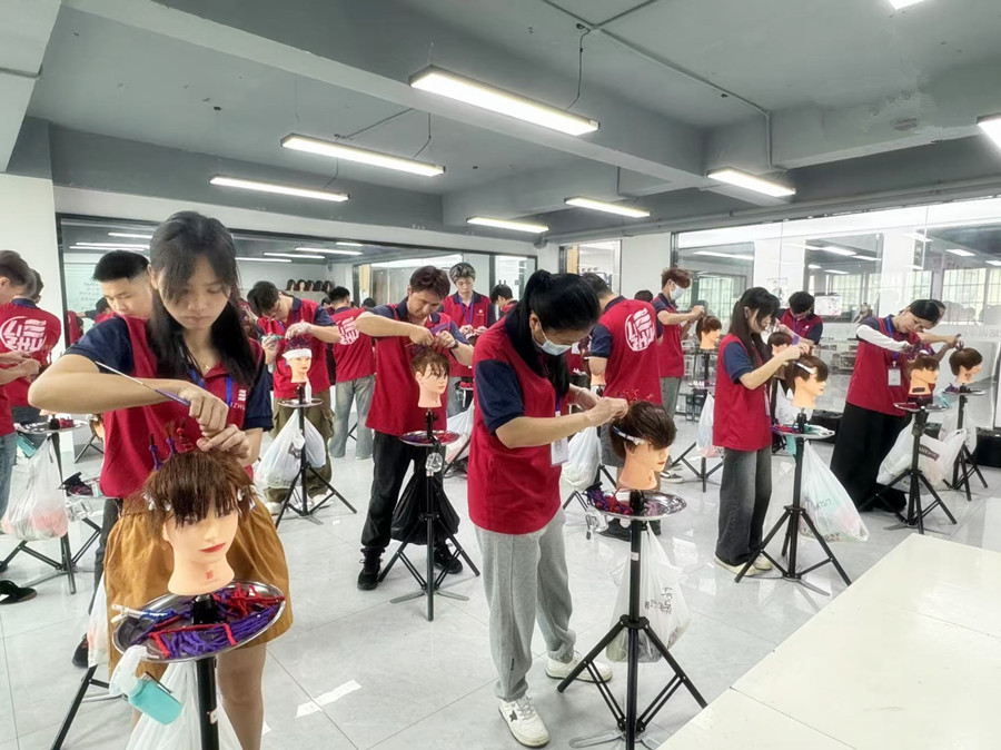 什么是煙花燙？煙花燙的特點(diǎn)是什么？南寧學(xué)習(xí)燙染