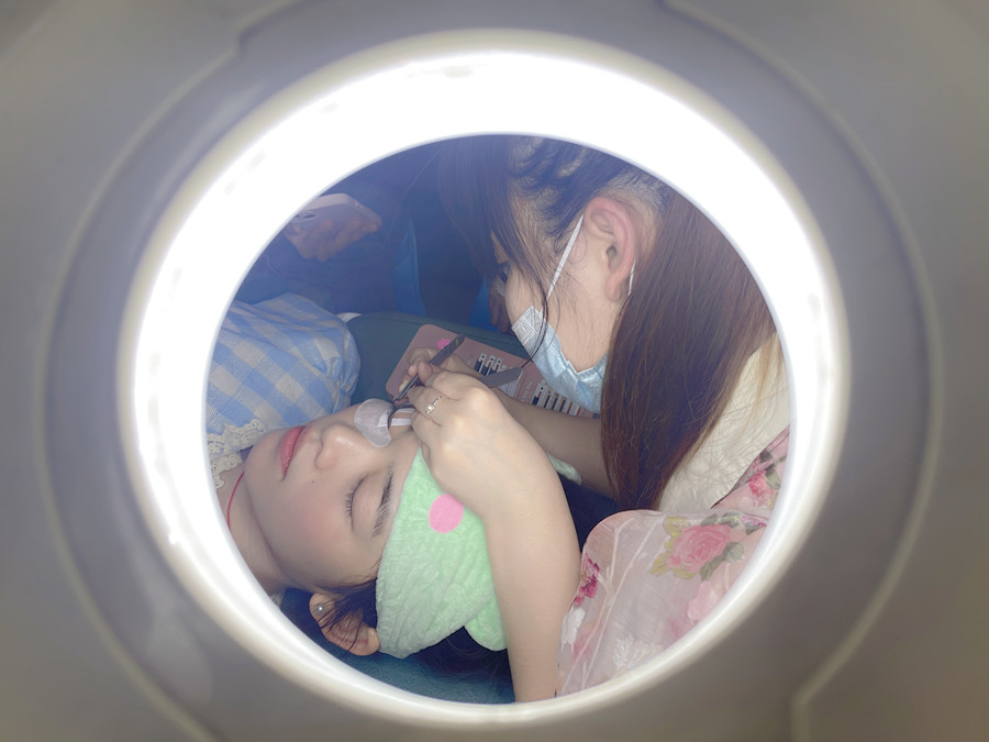 南寧美睫哪里專業(yè)？南寧學(xué)美睫去哪里？