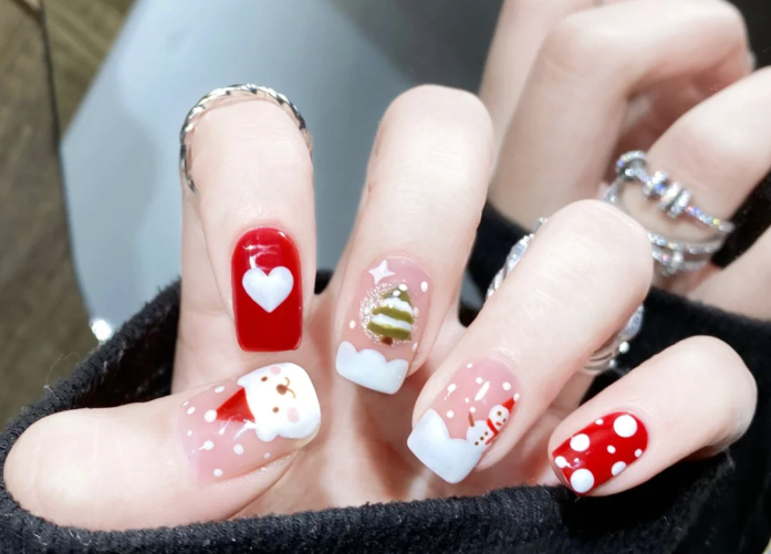 圣誕小熊美甲，南寧美甲設(shè)計學校分享教程
