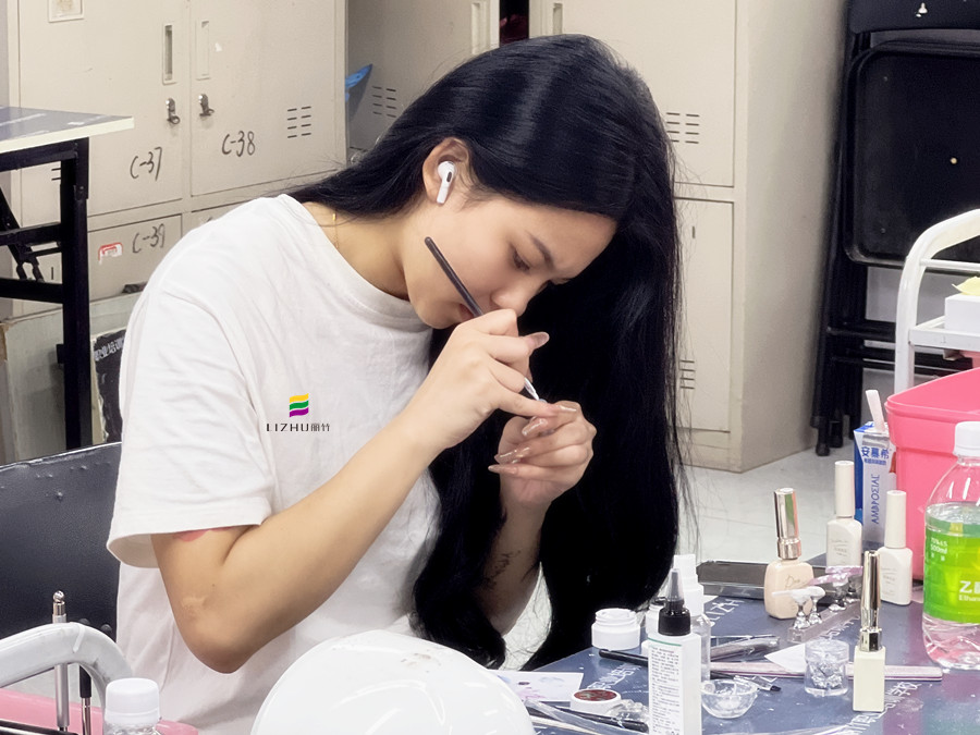 南寧美甲創(chuàng)業(yè)？南寧美甲學校推薦到麗竹學校